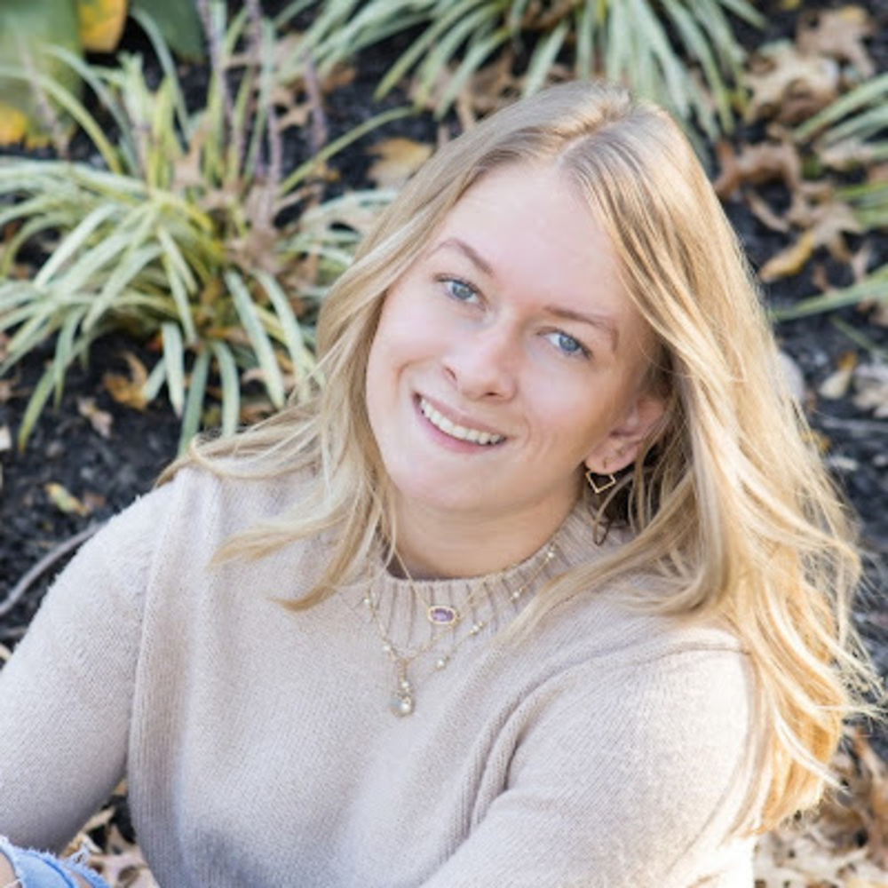 Meet your Posher, Emma